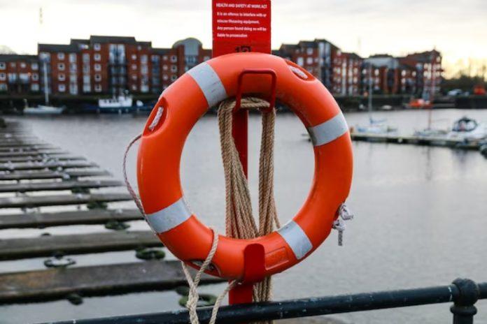 red cross lifeguard management