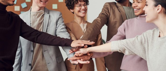 5 Essential Principles for Leading Diverse Teams Successfully