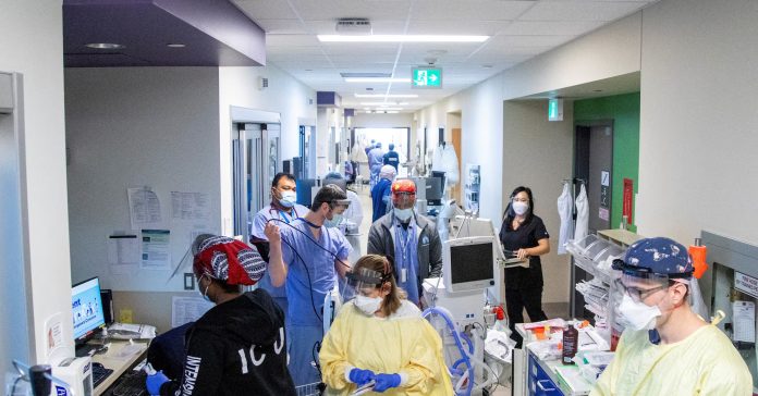 5 Essential Roles Hospitals Play in Strengthening Canada's Health Care System 5 Essential Roles Hospitals Play in Strengthening Canada's Health Care System