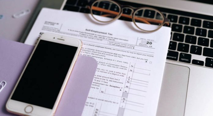 pays-div-tax-large