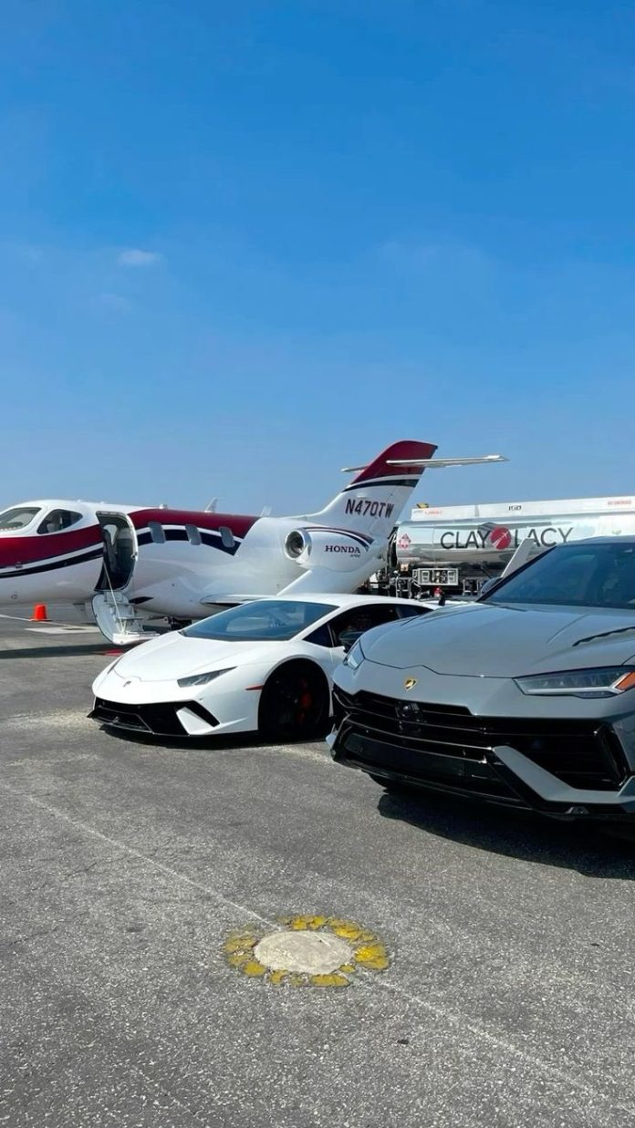 4a0b99575c324a2b7e45fc397f957750