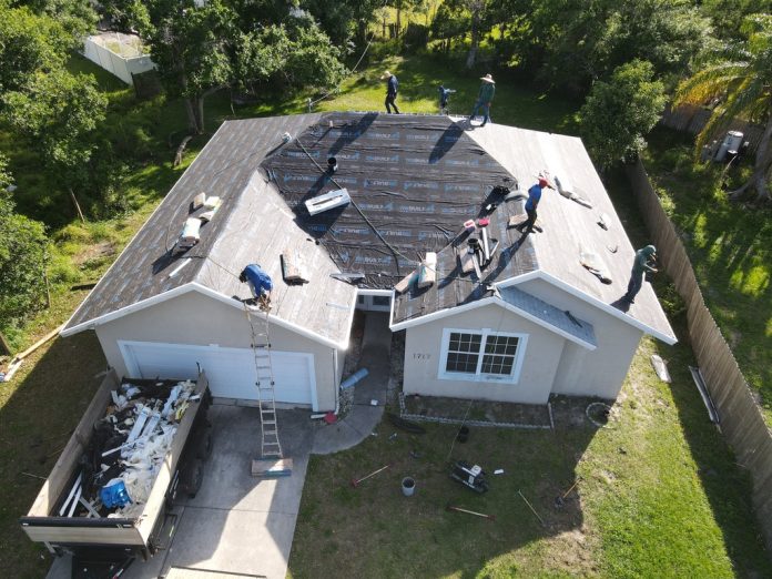 default Shingle Roofing Contractor 7 Things Homeowners Must Know