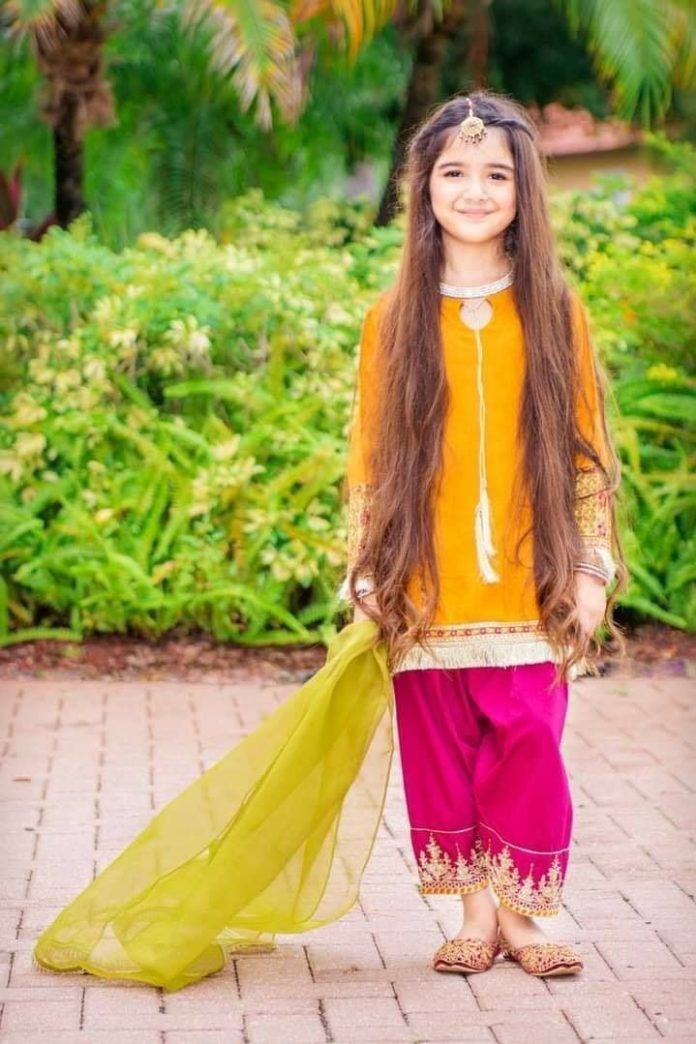 How Do You Style Childrens Pakistani Clothes For A Family Event?