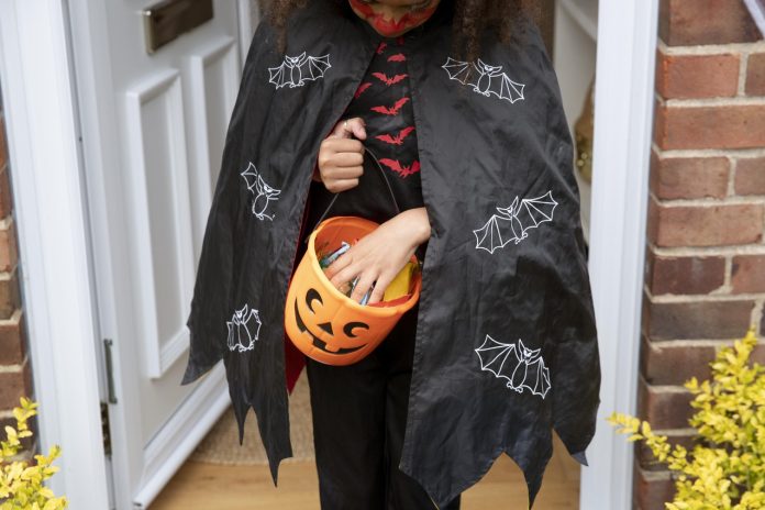 kid-cute-scary-devil-costume (1)
