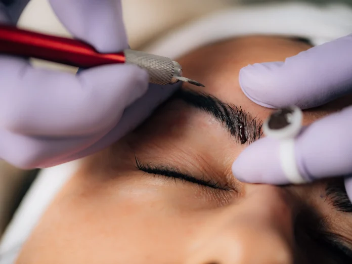 volume lash extension in Richmond Hill volume lash extension in Richmond Hill